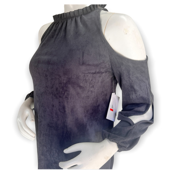 𝅺kensie Peekaboo Shoulder Tunic Dress - Picture 7 of 12